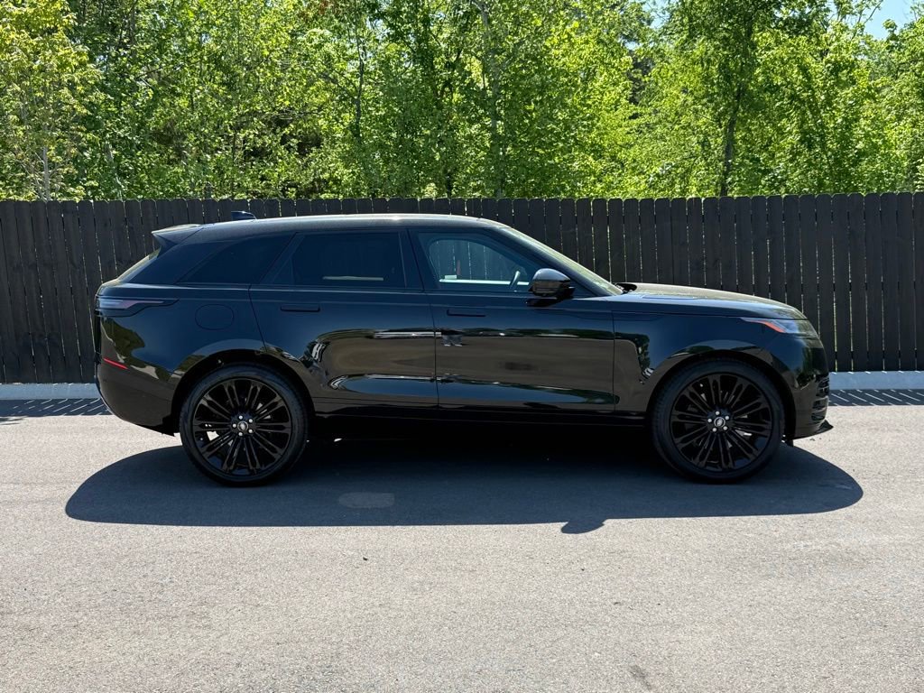 Certified 2026 Land Rover Range Rover Velar Dynamic SE AWD/4WD image 7