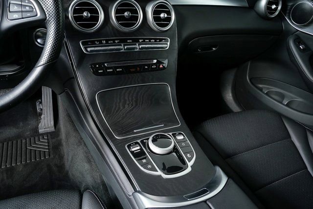 Used 2017 Mercedes-Benz GLC 300 image 13