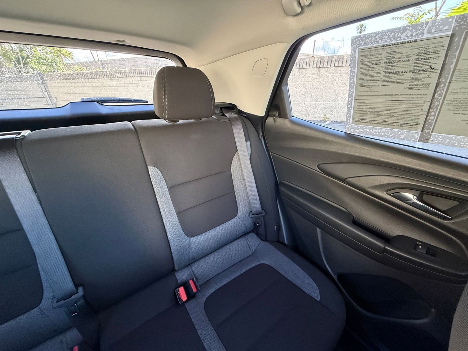 Used 2025 Chevrolet TrailBlazer LT image 36