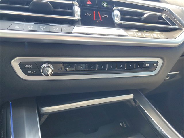 Used 2019 BMW X5 xDrive50i w/ M Sport Package image 26