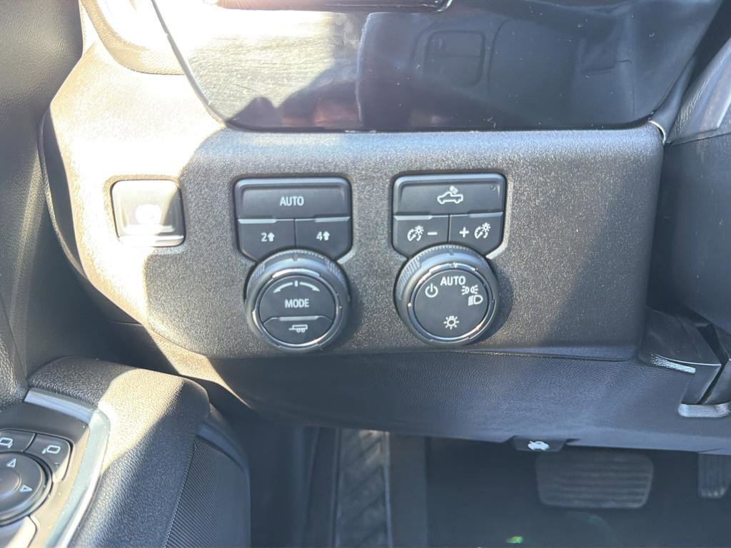 Used 2025 Chevrolet Silverado 1500 LT image 22