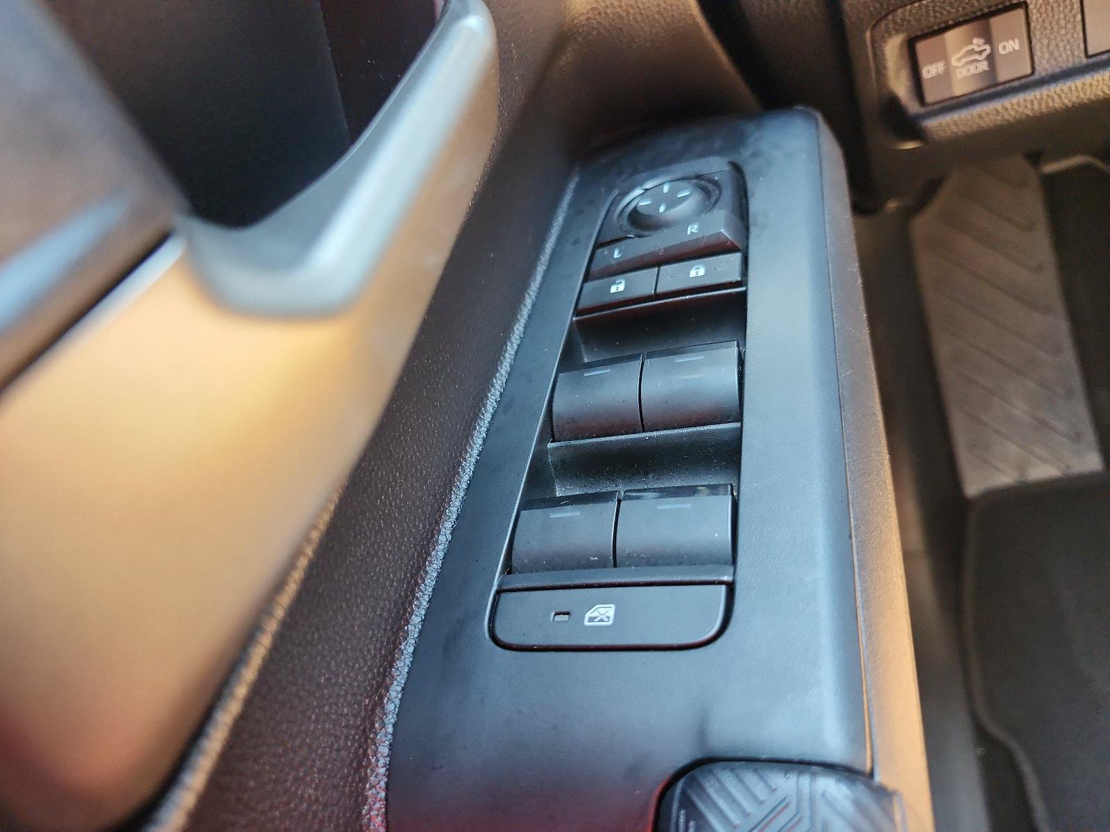 Used 2024 Toyota Tacoma TRD Off-Road w/ TRD Off Road Premium Package AWD/4WD image 24