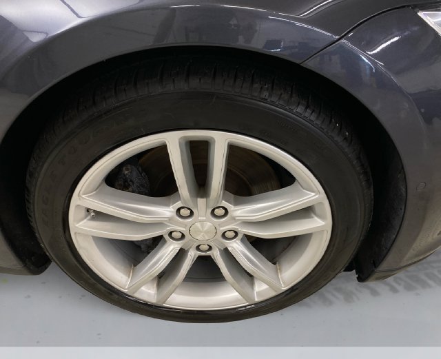 Used 2015 Tesla Model S 70D AWD/4WD image 17