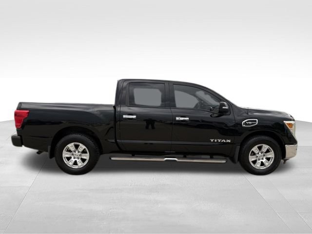 Used 2017 Nissan Titan SV RWD image 19