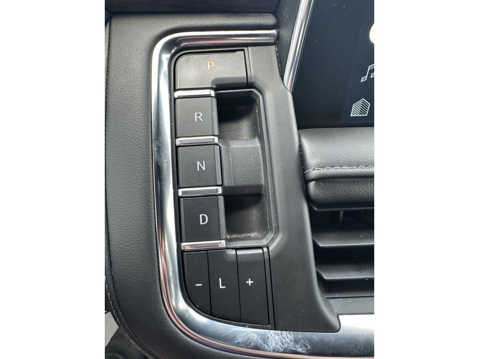 Used 2022 Chevrolet Tahoe LT AWD/4WD image 38