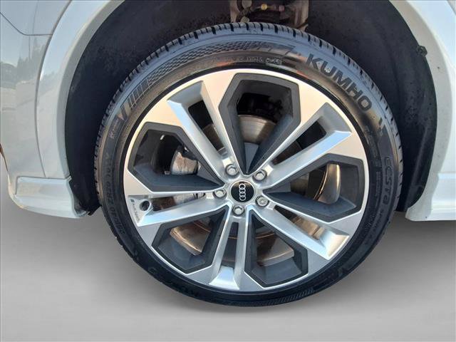 Used 2022 Audi Q3 2.0T Premium Plus w/ Premium Plus Package AWD/4WD image 23