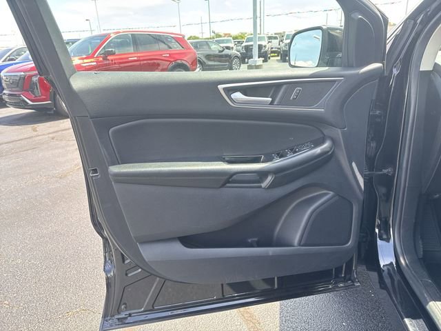 Used 2020 Ford Edge SEL AWD/4WD image 9