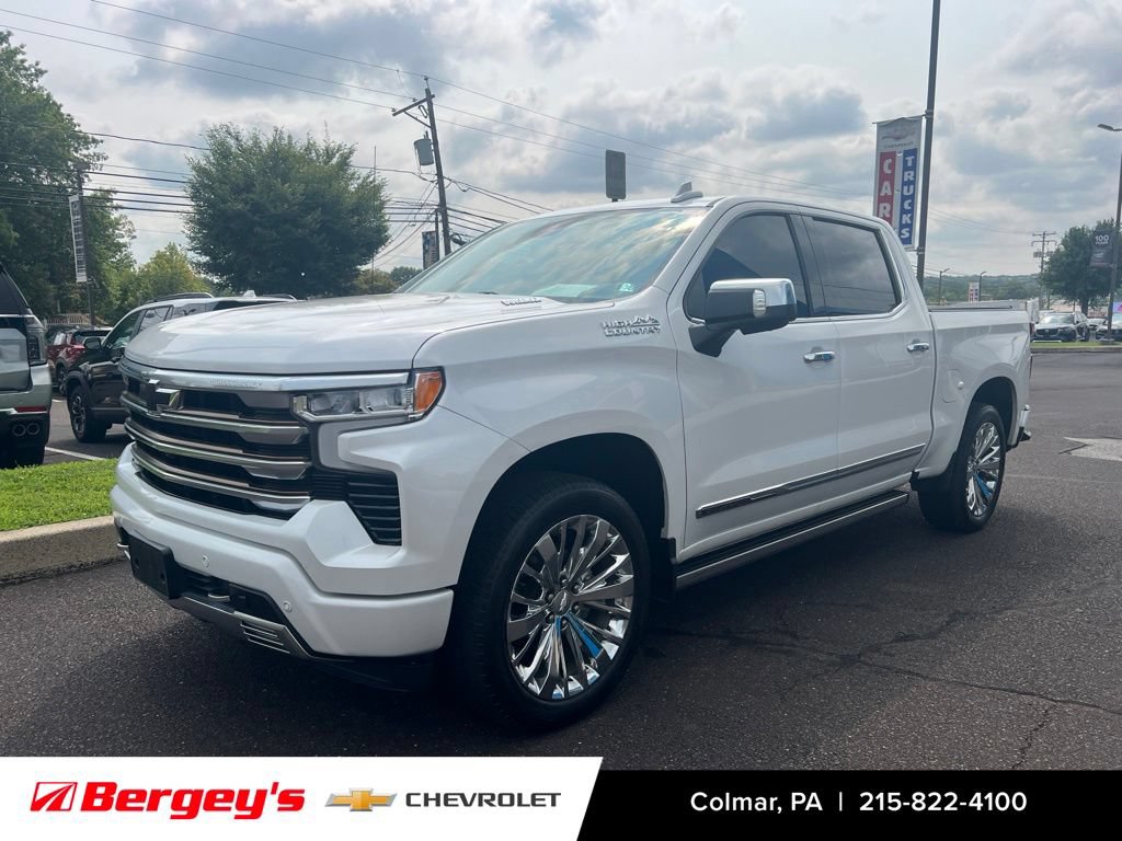 Certified 2022 Chevrolet Silverado 1500 High Country w/ Technology Package AWD/4WD image 3