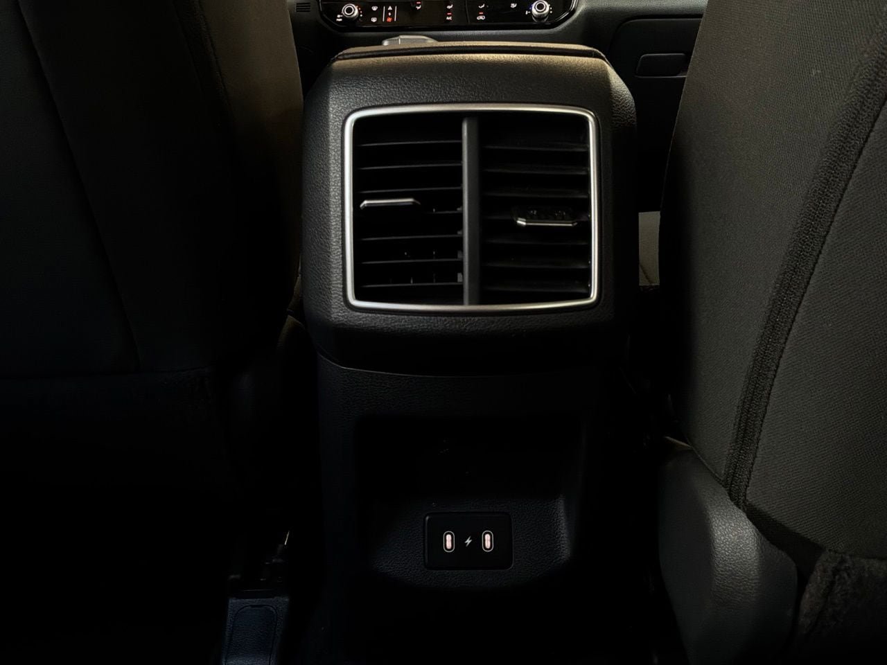 Used 2026 Kia Sportage LX FWD image 12