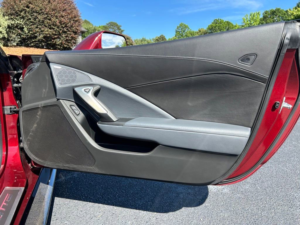 Used 2016 Chevrolet Corvette Z06 w/ 3LZ Preferred Equipment Group RWD image 55