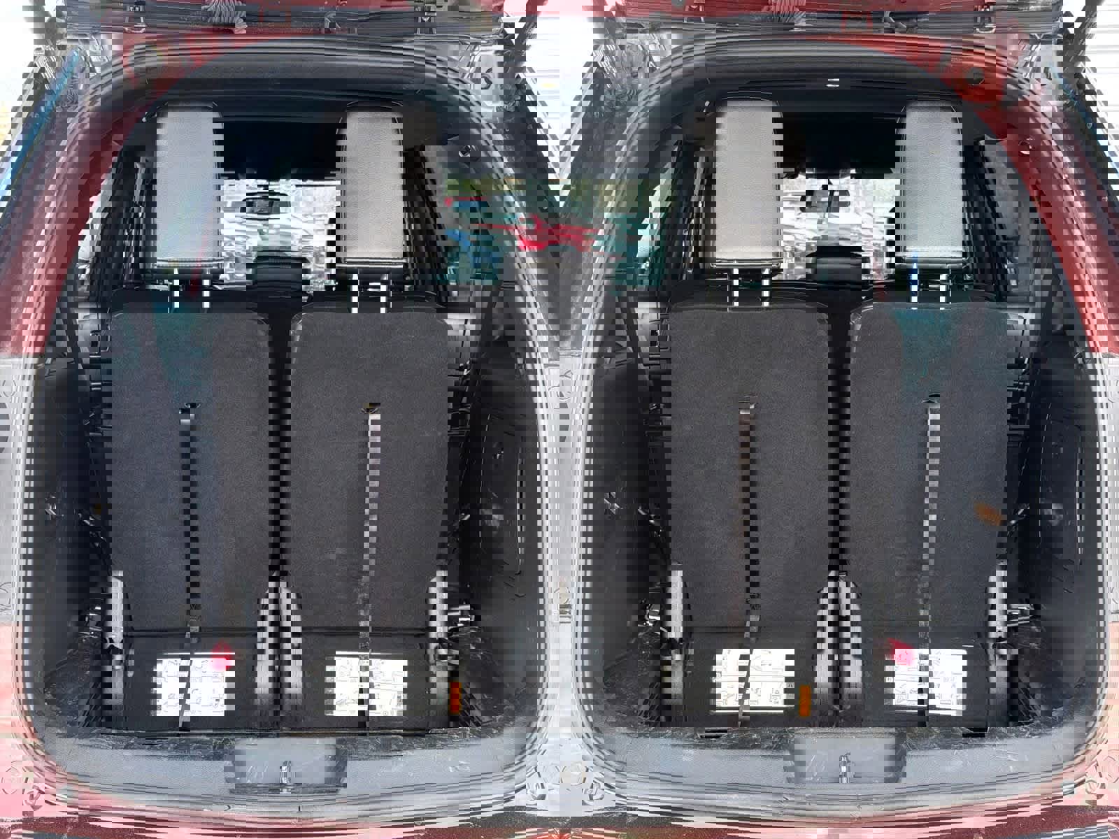 Used 2018 Ford Explorer XLT w/ Equipment Group 202A image 34