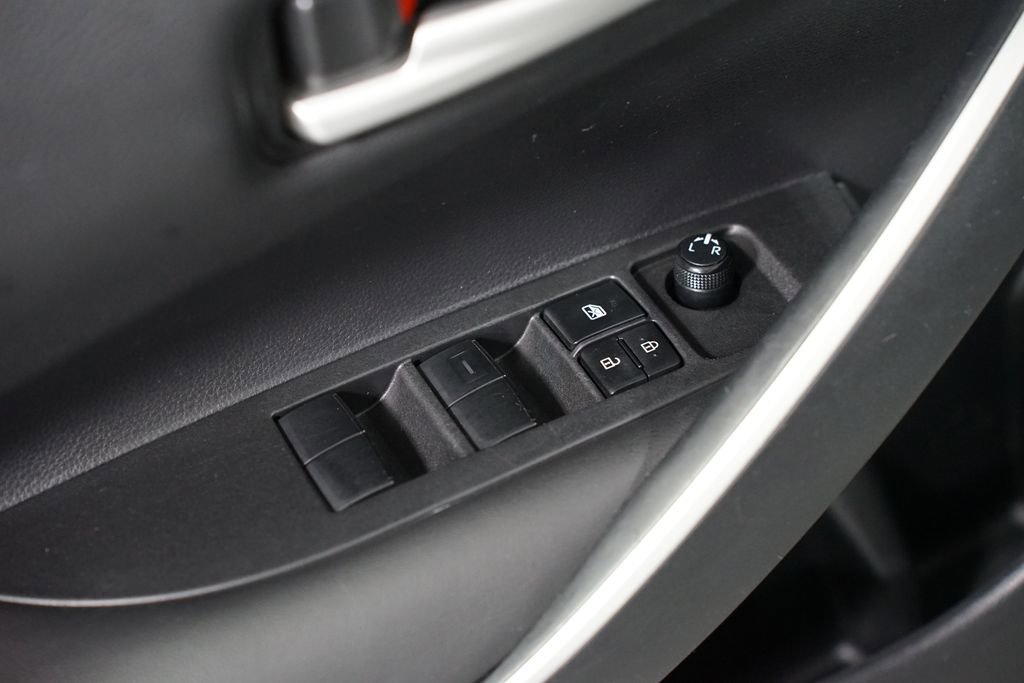 Used 2022 Toyota Corolla SE image 29