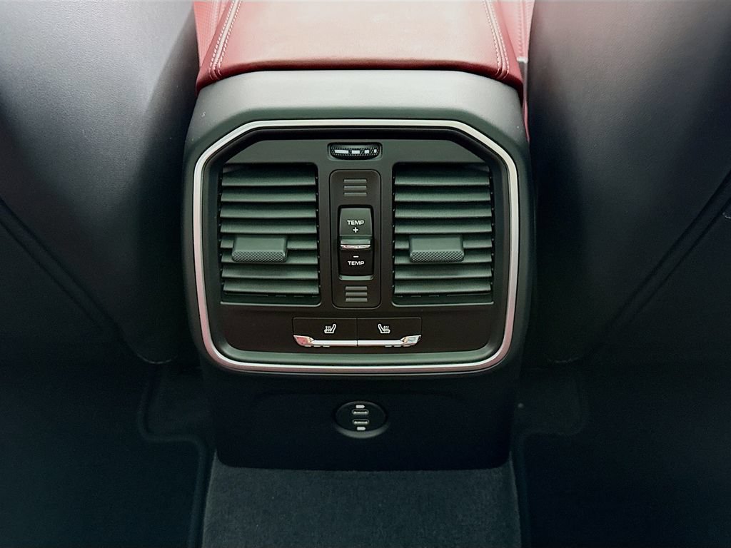 New 2026 Porsche Macan S AWD/4WD image 30