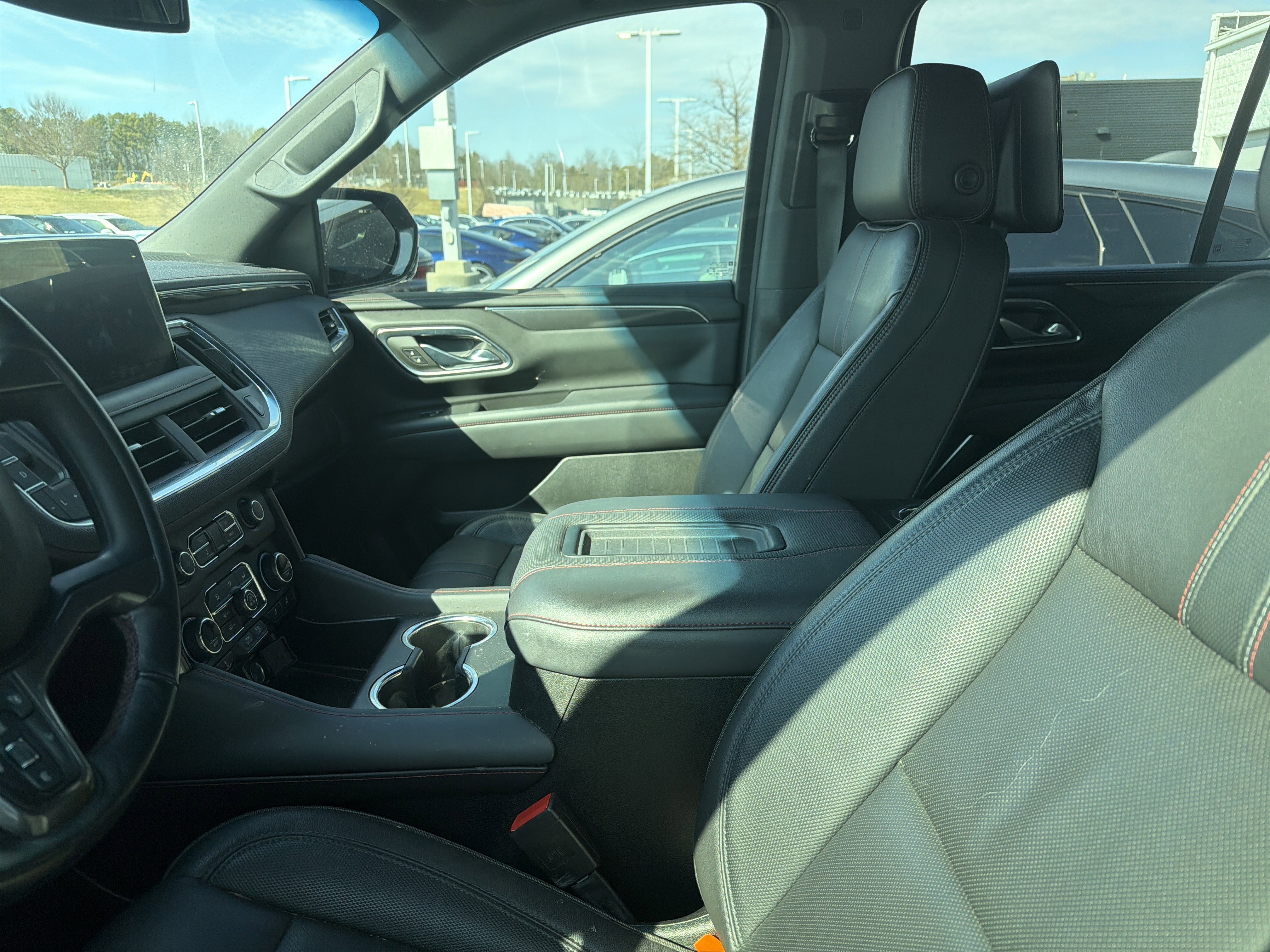 Used 2021 Chevrolet Tahoe RST w/ Luxury Package image 18