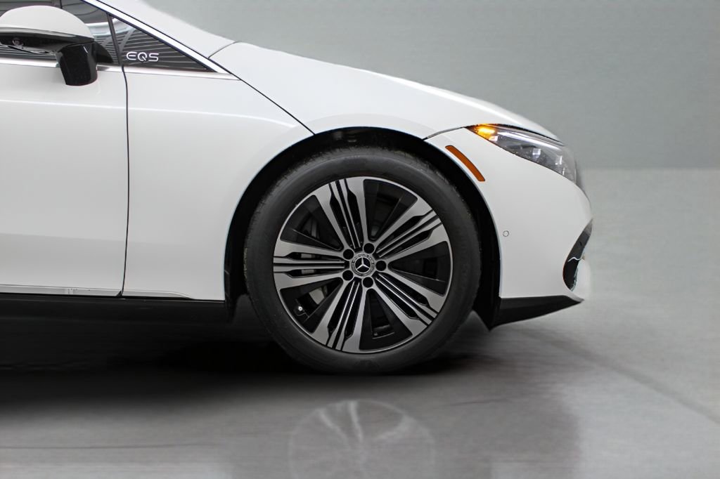 Used 2023 Mercedes-Benz EQS 450+ Sedan image 34