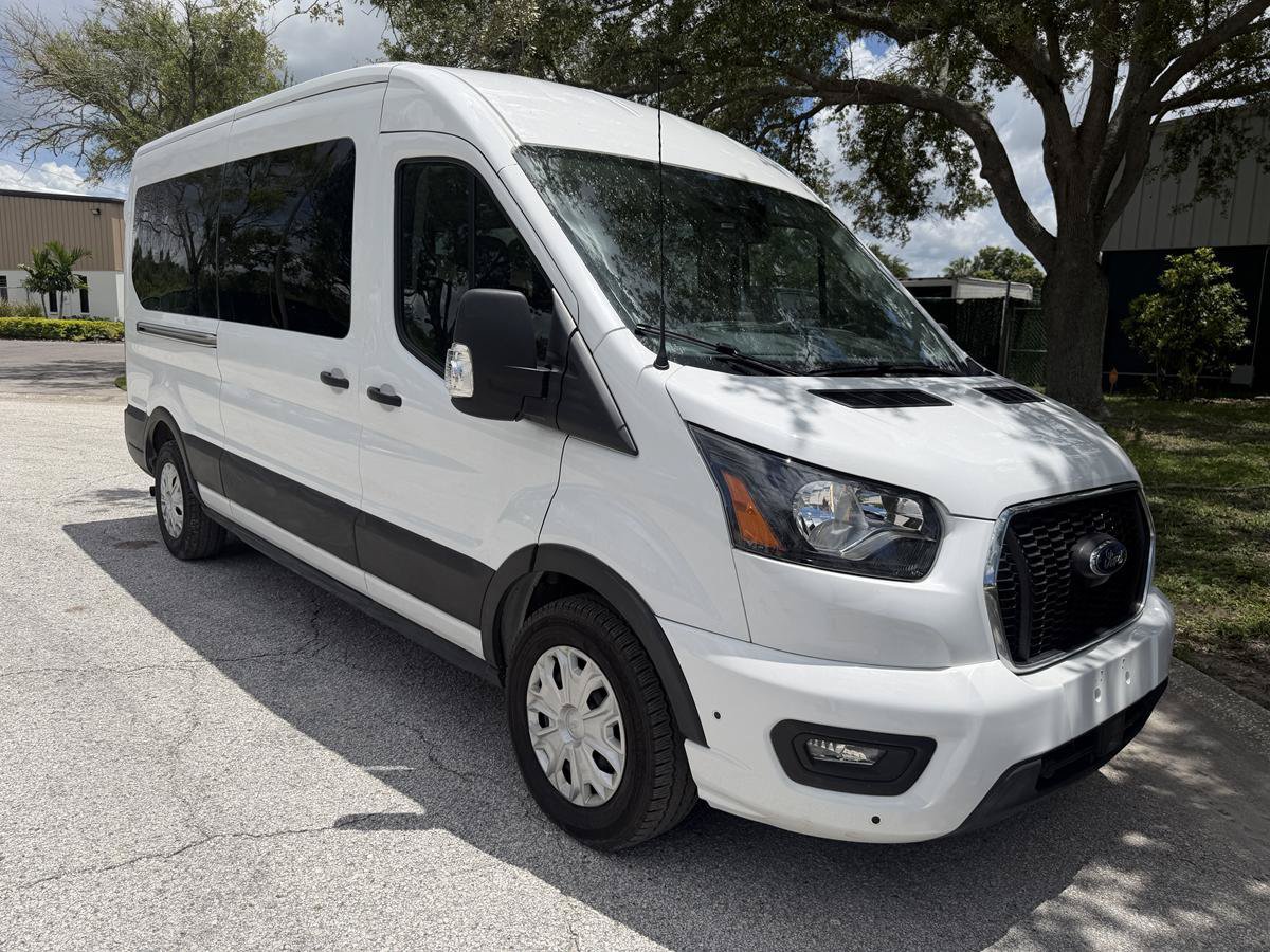 Used 2025 Ford Transit 350 XLT RWD image 2