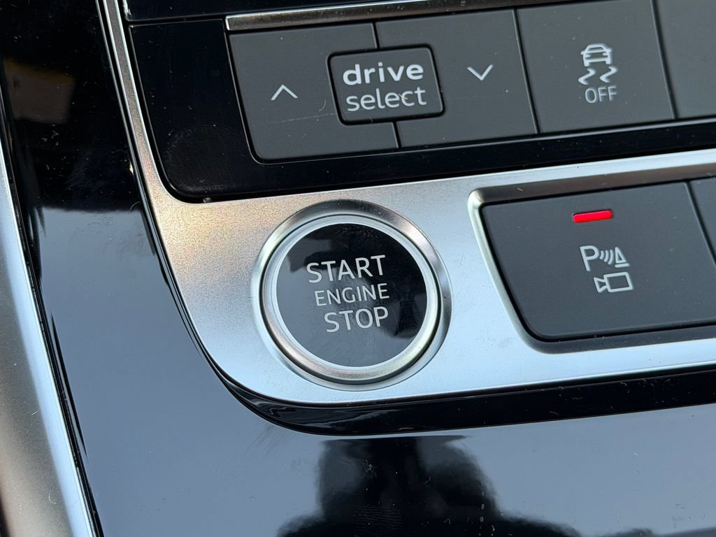 New 2026 Audi Q7 2.0T Premium AWD/4WD image 24