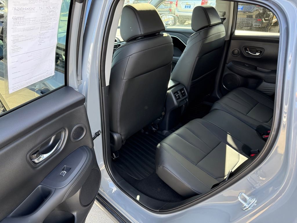 Certified 2025 Acura ADX AWD image 17