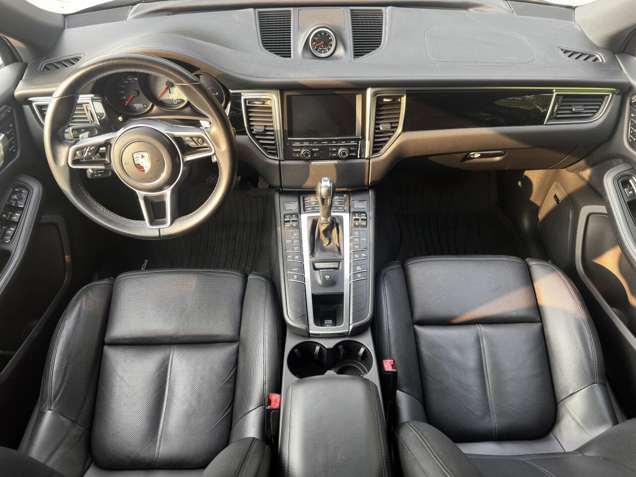 Used 2016 Porsche Macan S AWD/4WD image 24