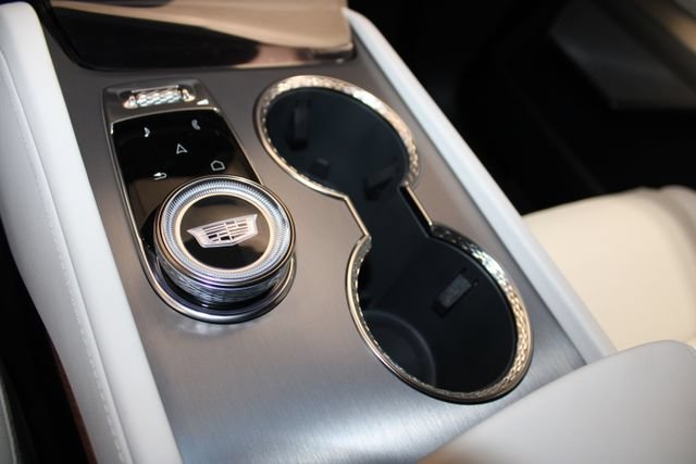 New 2027 Cadillac Vistiq Luxury AWD/4WD image 20