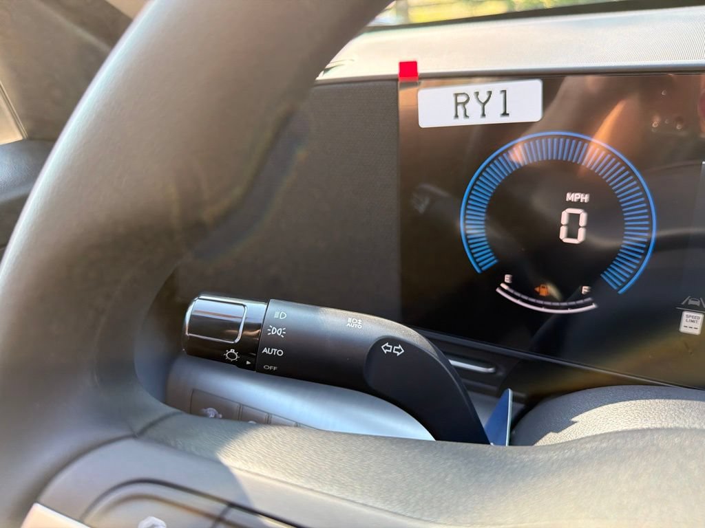 New 2027 Hyundai Kona SE AWD/4WD image 29