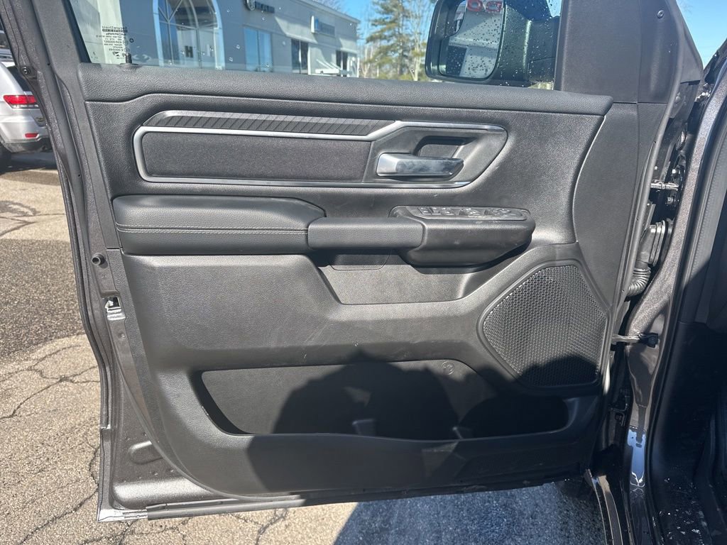 New 2026 RAM 1500 4x4 Crew Cab image 11