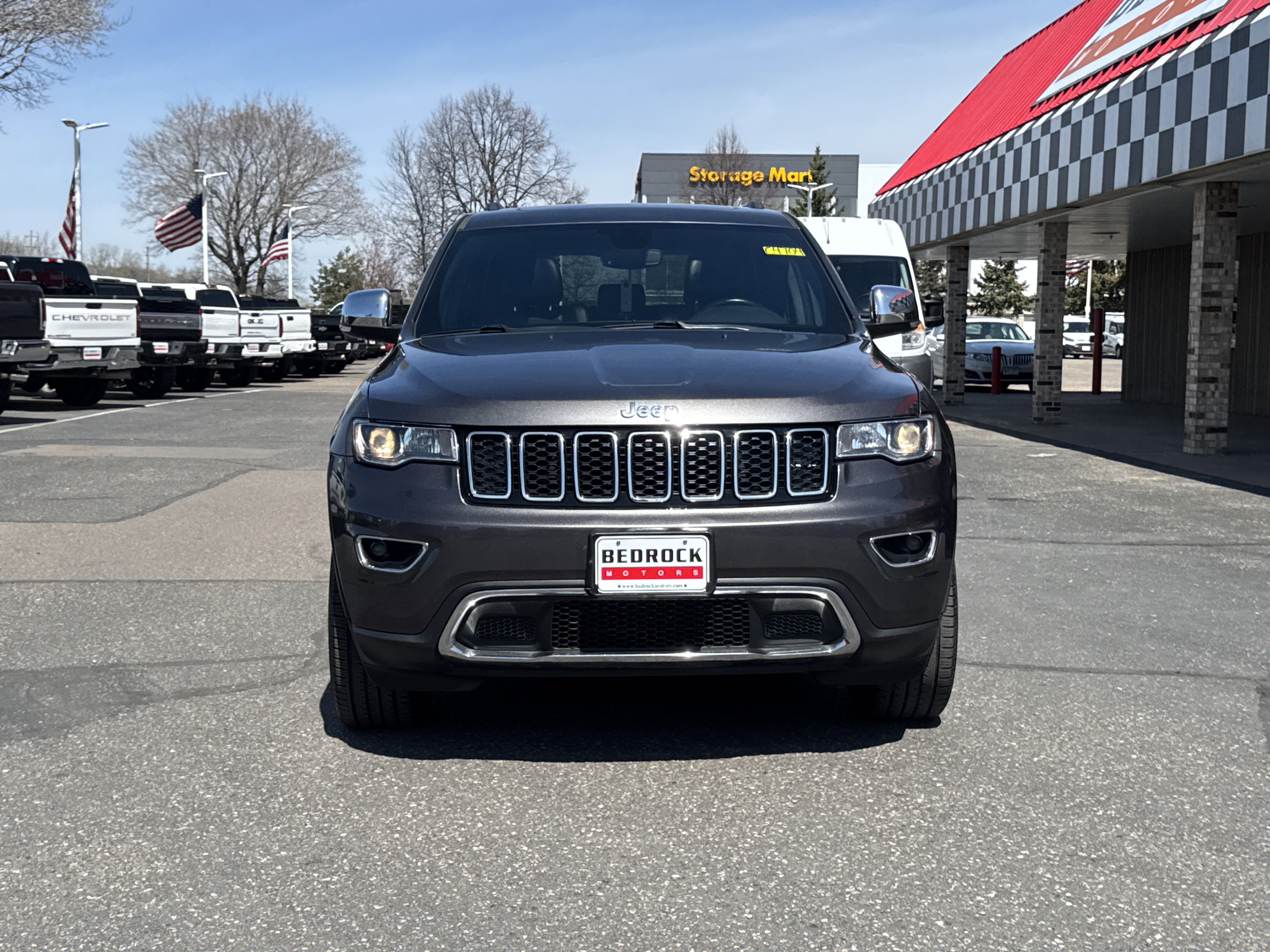 Used 2020 Jeep Grand Cherokee Limited AWD/4WD image 2