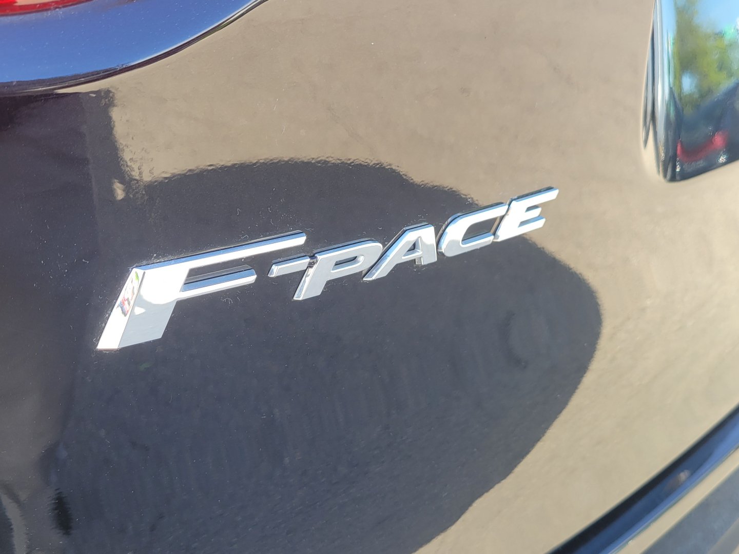 Used 2019 Jaguar F-PACE R-Sport AWD/4WD image 7