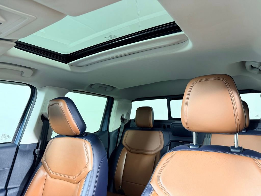 Used 2022 Ford Maverick Lariat w/ Lariat Luxury Package image 23