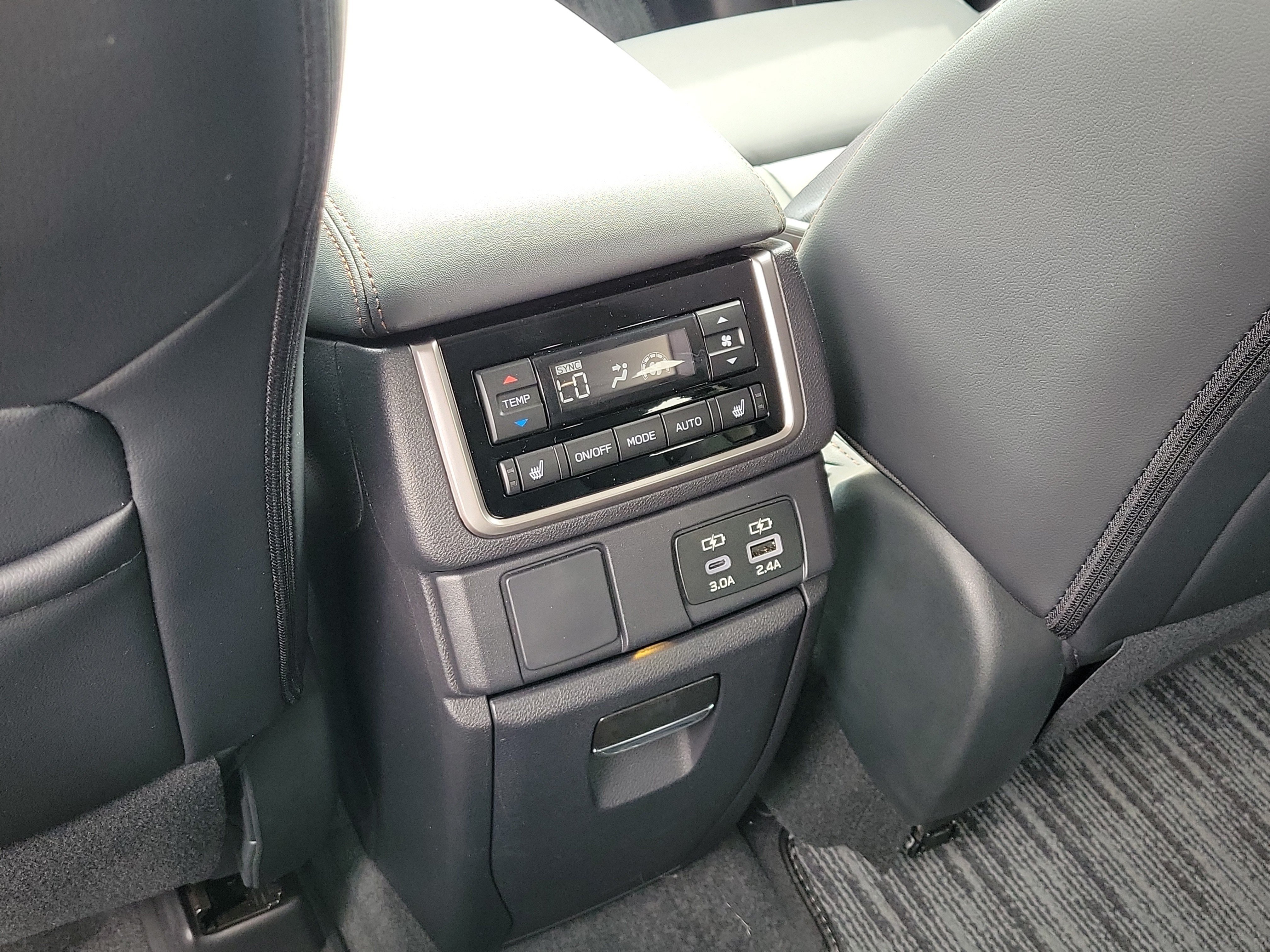 Used 2026 Subaru Ascent Limited Bronze AWD/4WD image 15