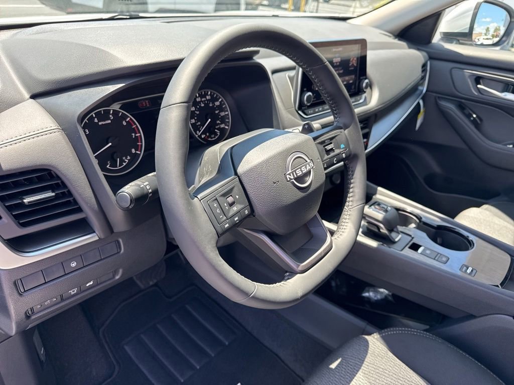 New 2026 Nissan Rogue SV FWD image 23