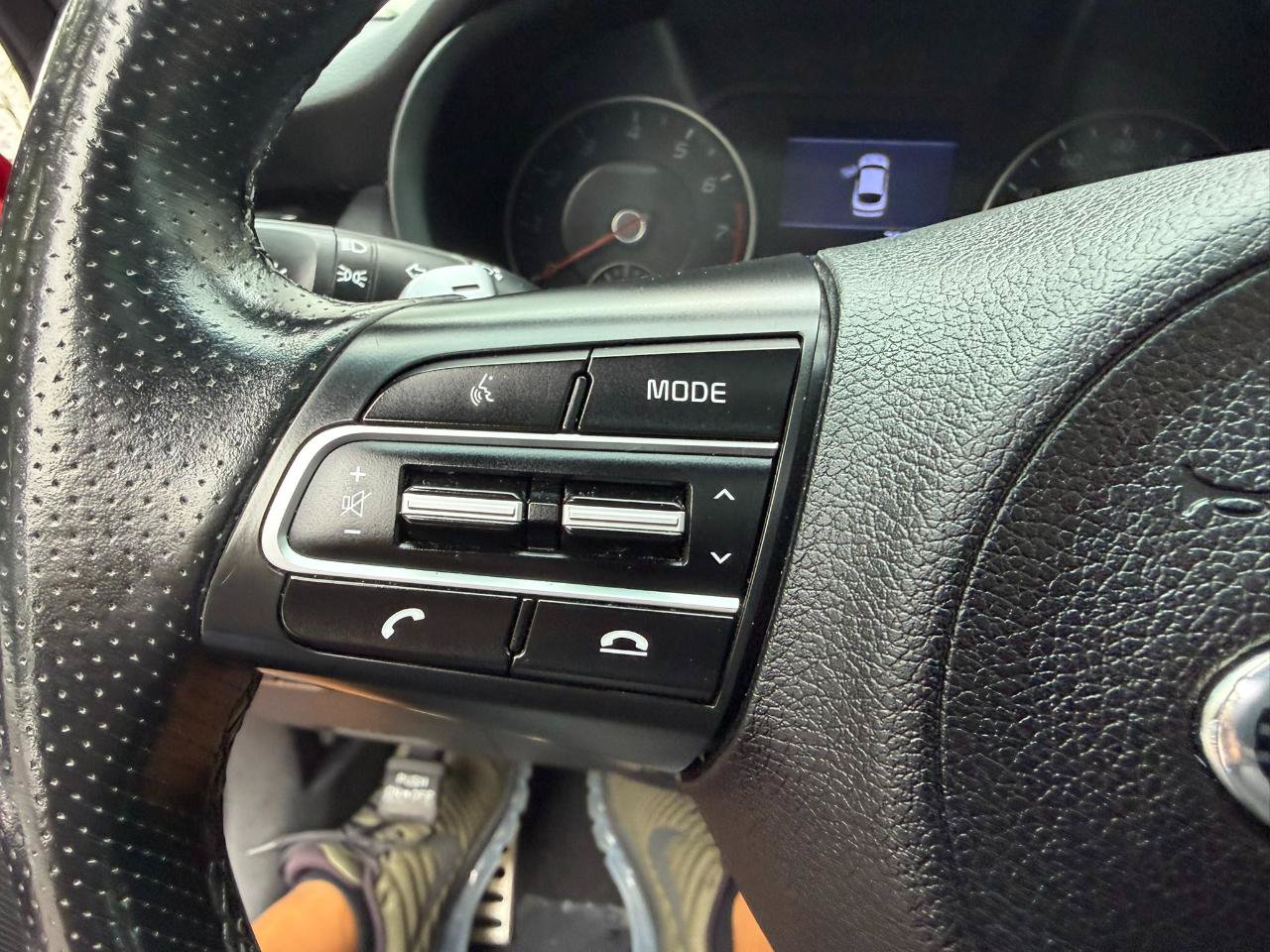 Used 2021 Kia Stinger GT-Line w/ Sun & Sound Package RWD image 30