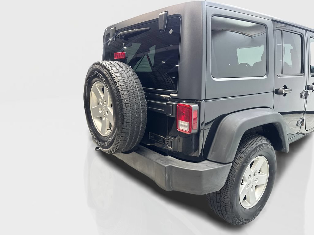 Used 2015 Jeep Wrangler Unlimited Sport w/ Quick Order Package 24S AWD/4WD image 17