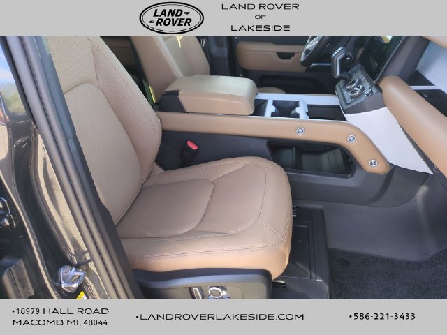 Used 2026 Land Rover Defender 130 S AWD/4WD image 18