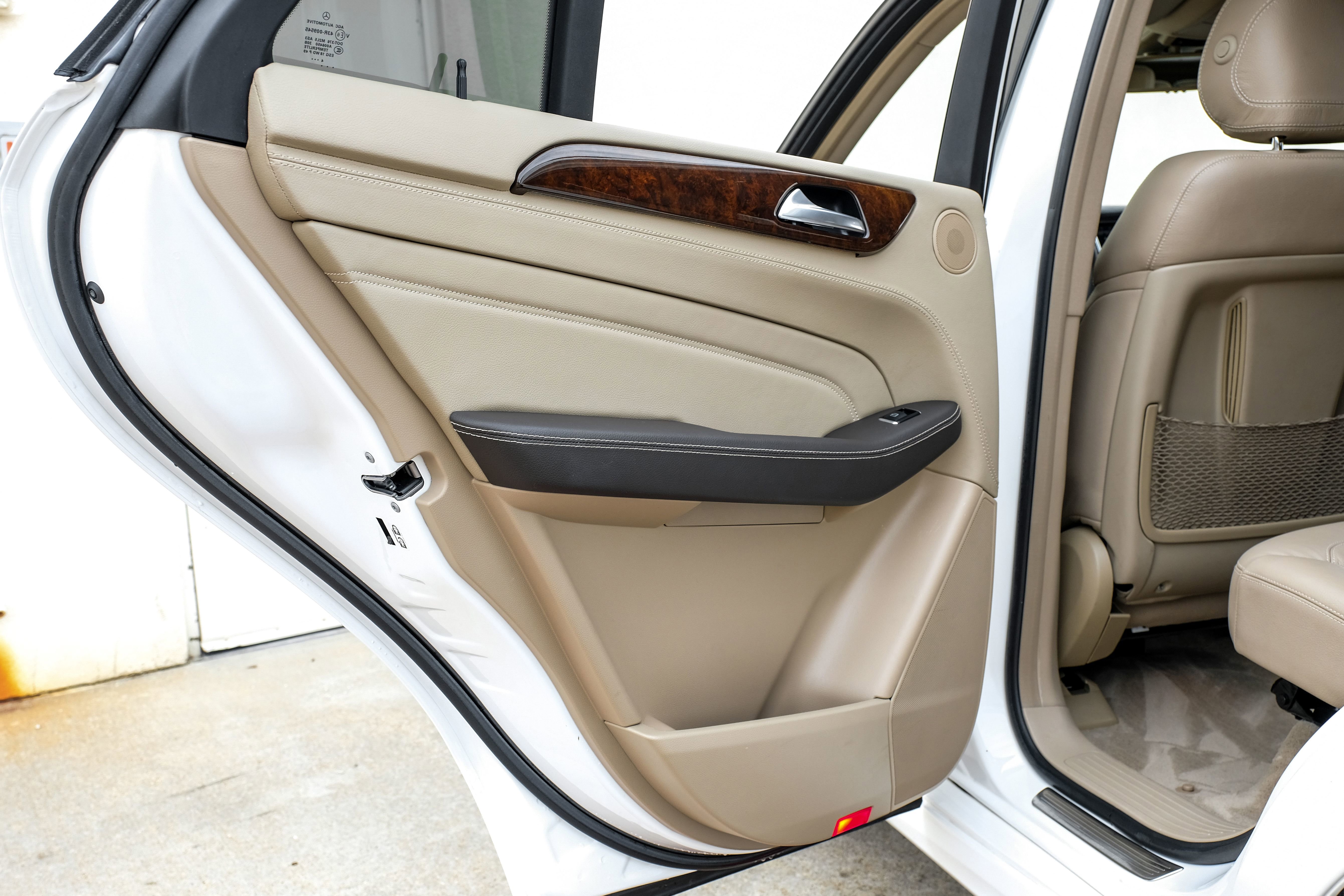 Used 2015 Mercedes-Benz ML 400 4MATIC image 40