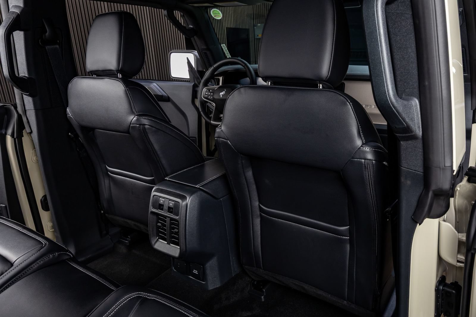 Used 2026 Ford Bronco Outer Banks AWD/4WD image 31