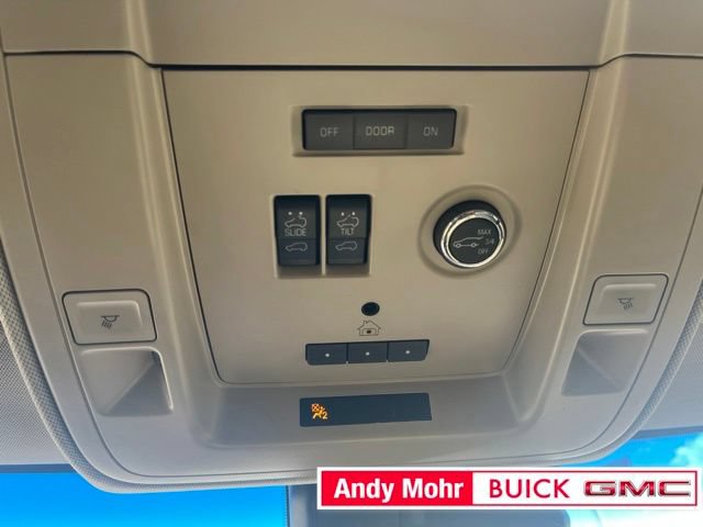 Used 2017 GMC Yukon Denali AWD/4WD image 28
