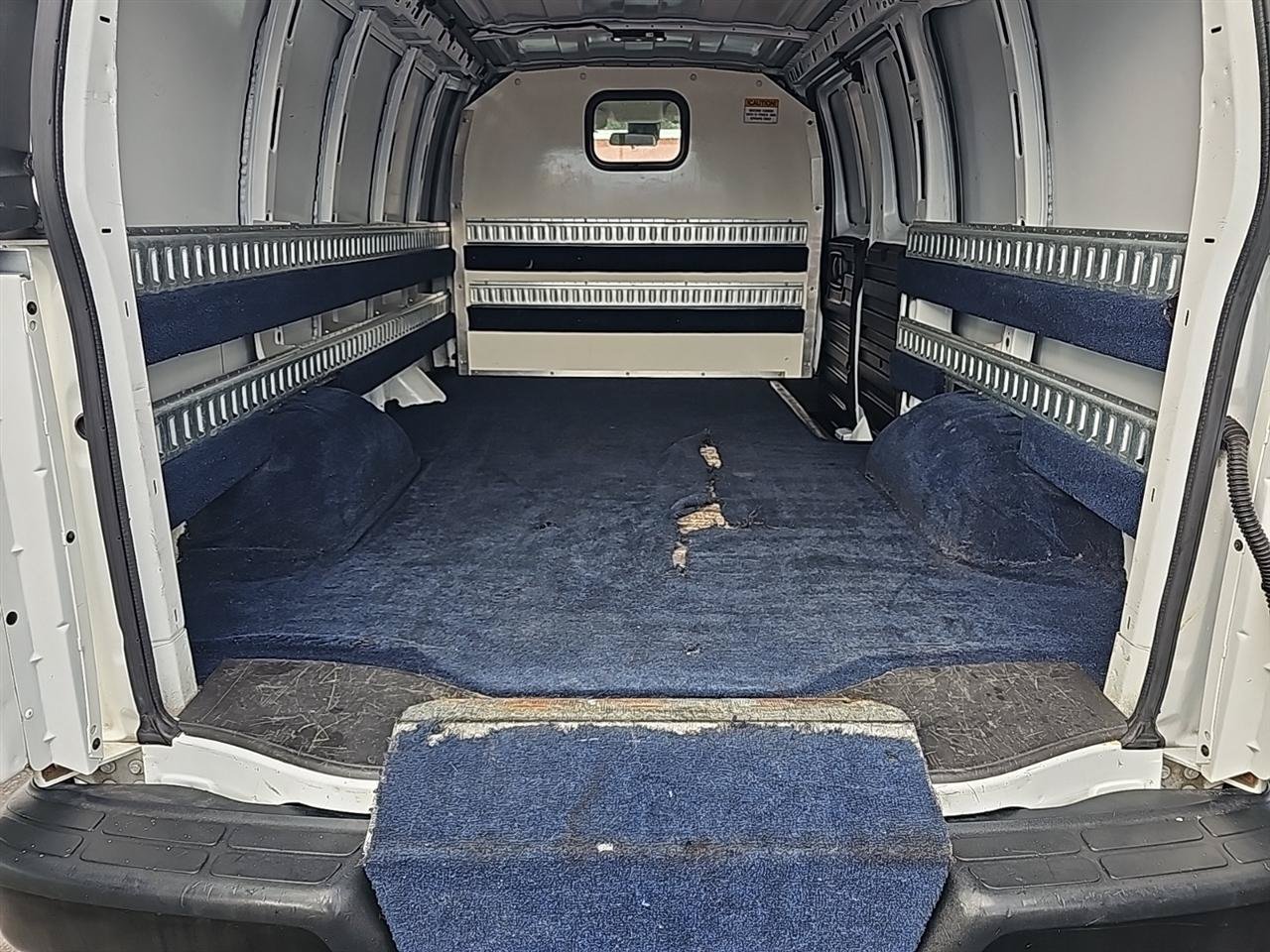 Used 2019 Chevrolet Express 2500 RWD image 13