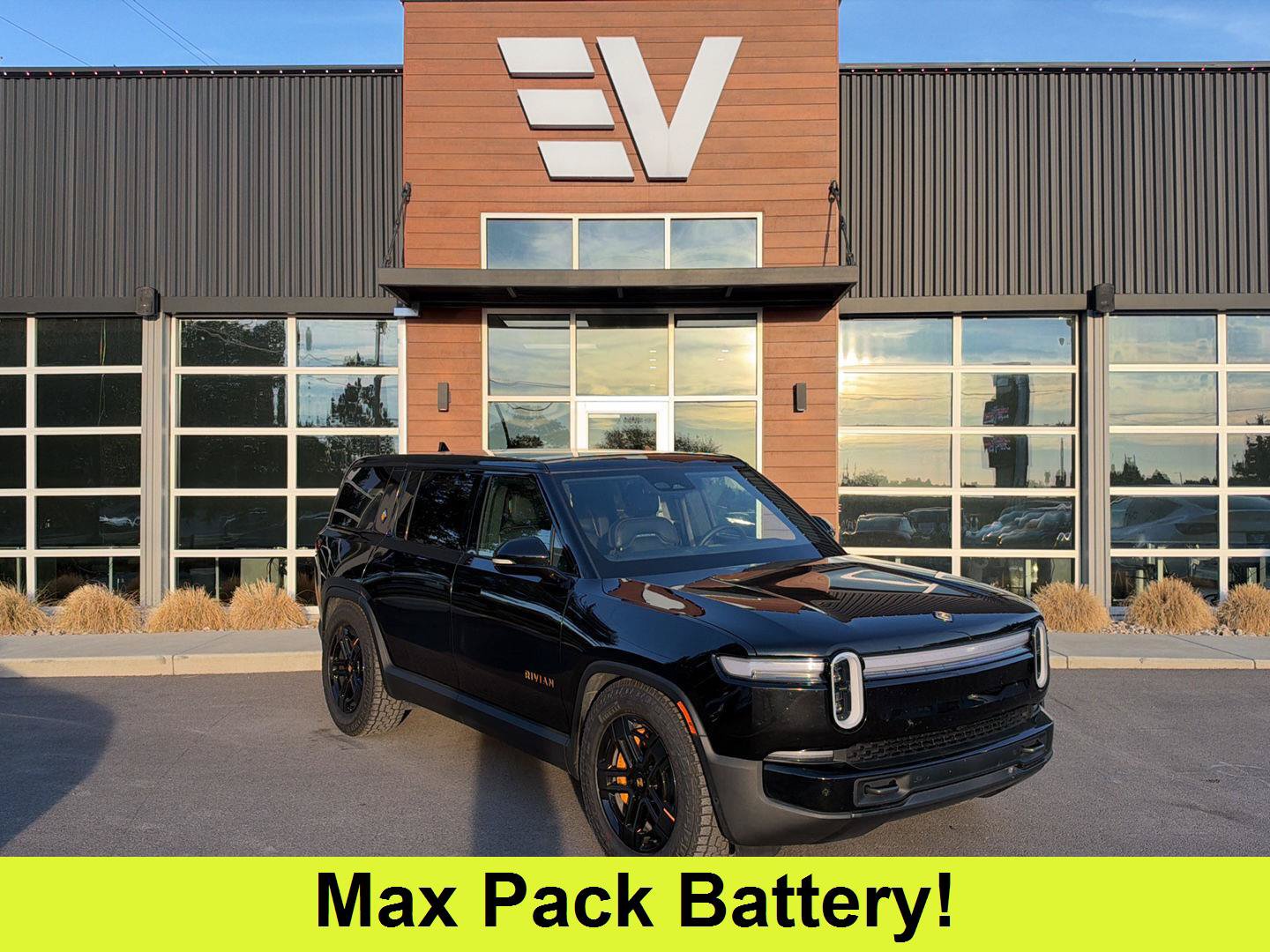 Used 2026 Rivian R1S Premium Tri