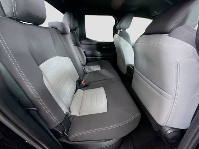 Certified 2025 Toyota Tacoma TRD Off-Road AWD/4WD image 26