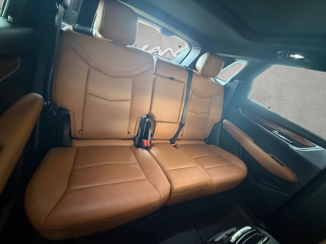 Used 2023 Cadillac XT5 Premium Luxury w/ Technology Package FWD image 22