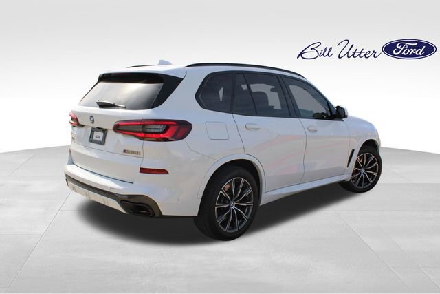 Used 2022 BMW X5 M50i image 5