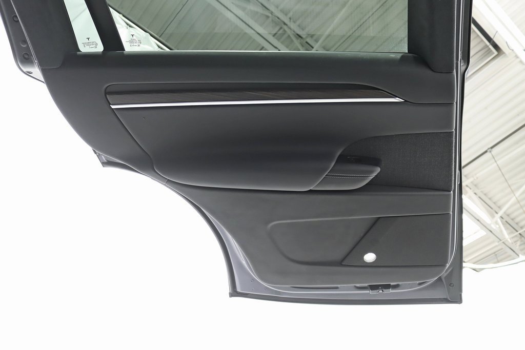 Used 2022 Tesla Model X image 35