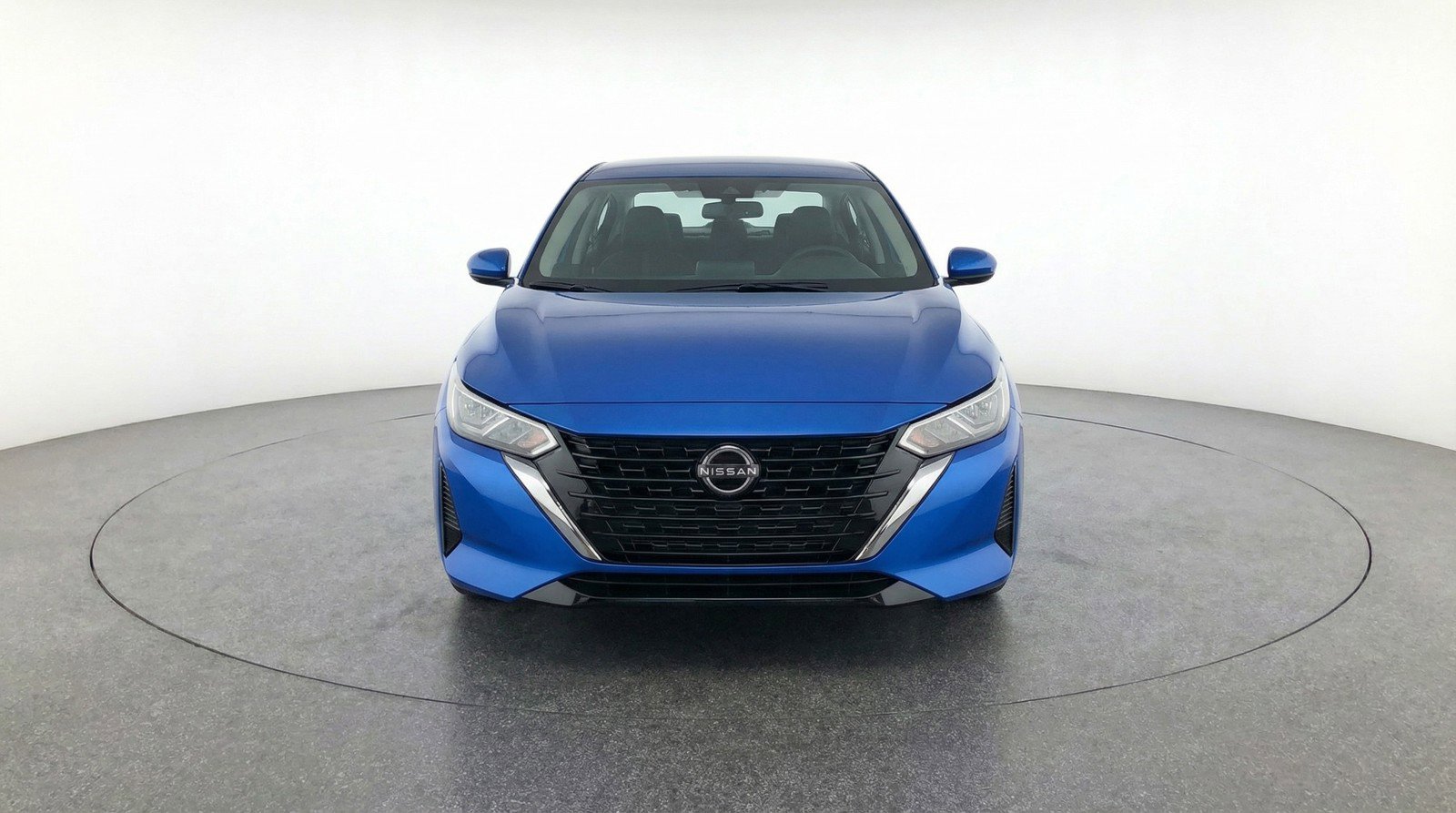 Used 2025 Nissan Sentra SV FWD image 2