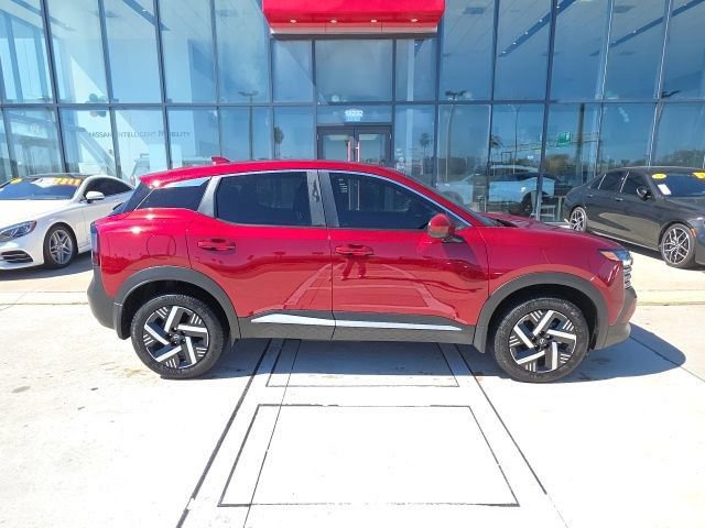 Used 2025 Nissan Kicks SV image 4