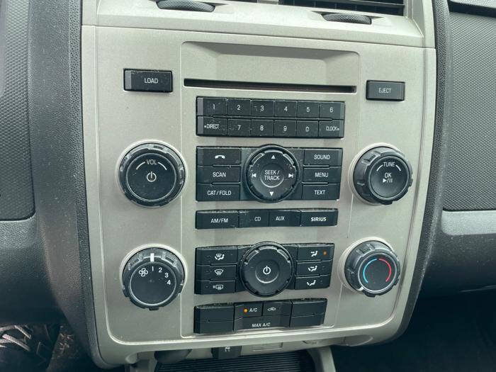 Used 2010 Ford Escape XLT AWD/4WD image 36