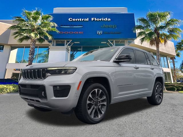 Used 2022 Jeep Grand Cherokee Overland w/ Adv Protech Group III AWD/4WD image 9