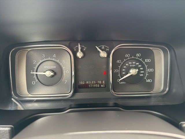 Used 2010 Lincoln MKX AWD image 26