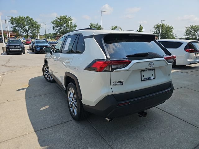 Certified 2022 Toyota RAV4 XLE Premium FWD image 4