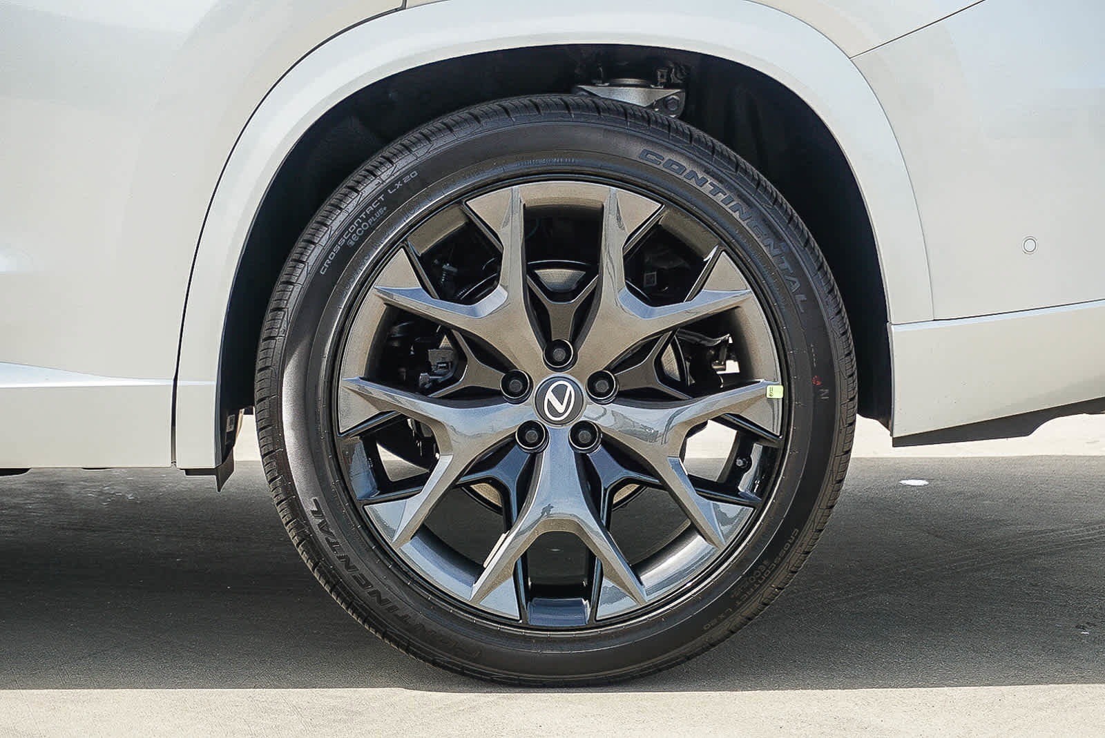 New 2026 Lexus TX 500h AWD image 8